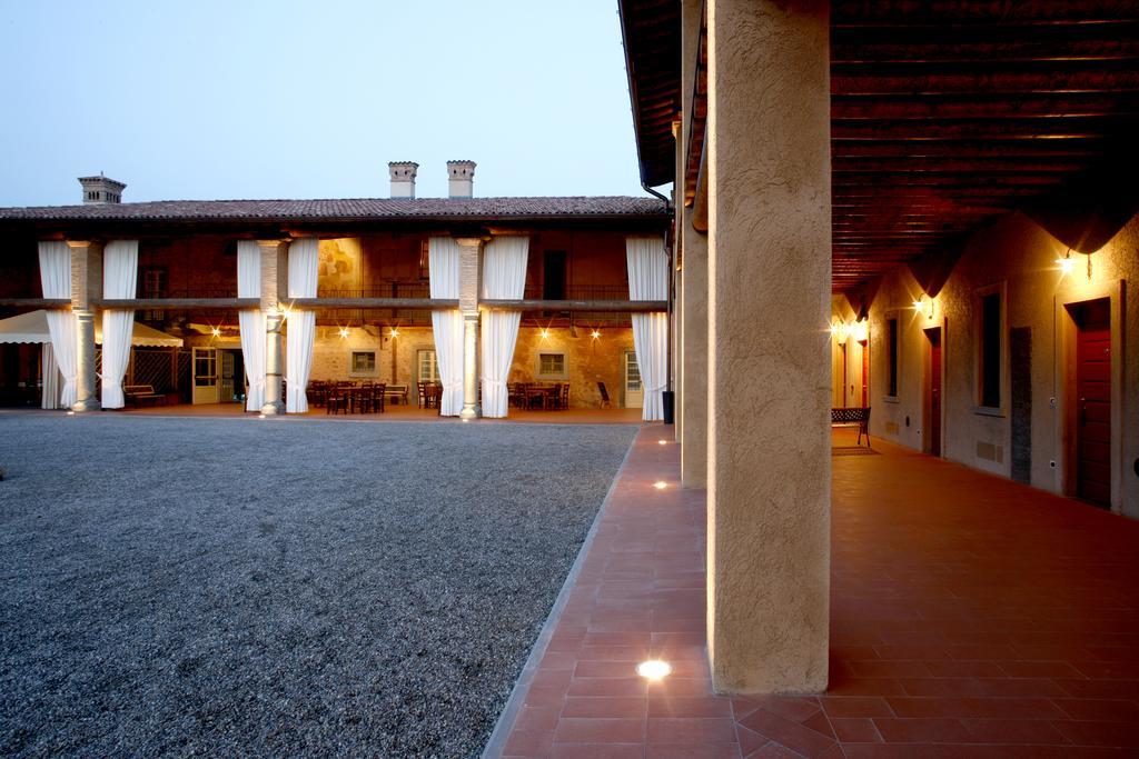 Agriturismo Ca Del Lupo Pallazzolo sullʼOglio Exterior foto