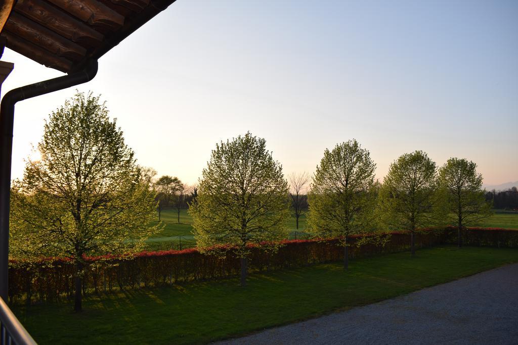 Agriturismo Ca Del Lupo Pallazzolo sullʼOglio Exterior foto